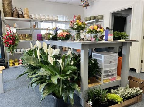 the villages florist lady lake.